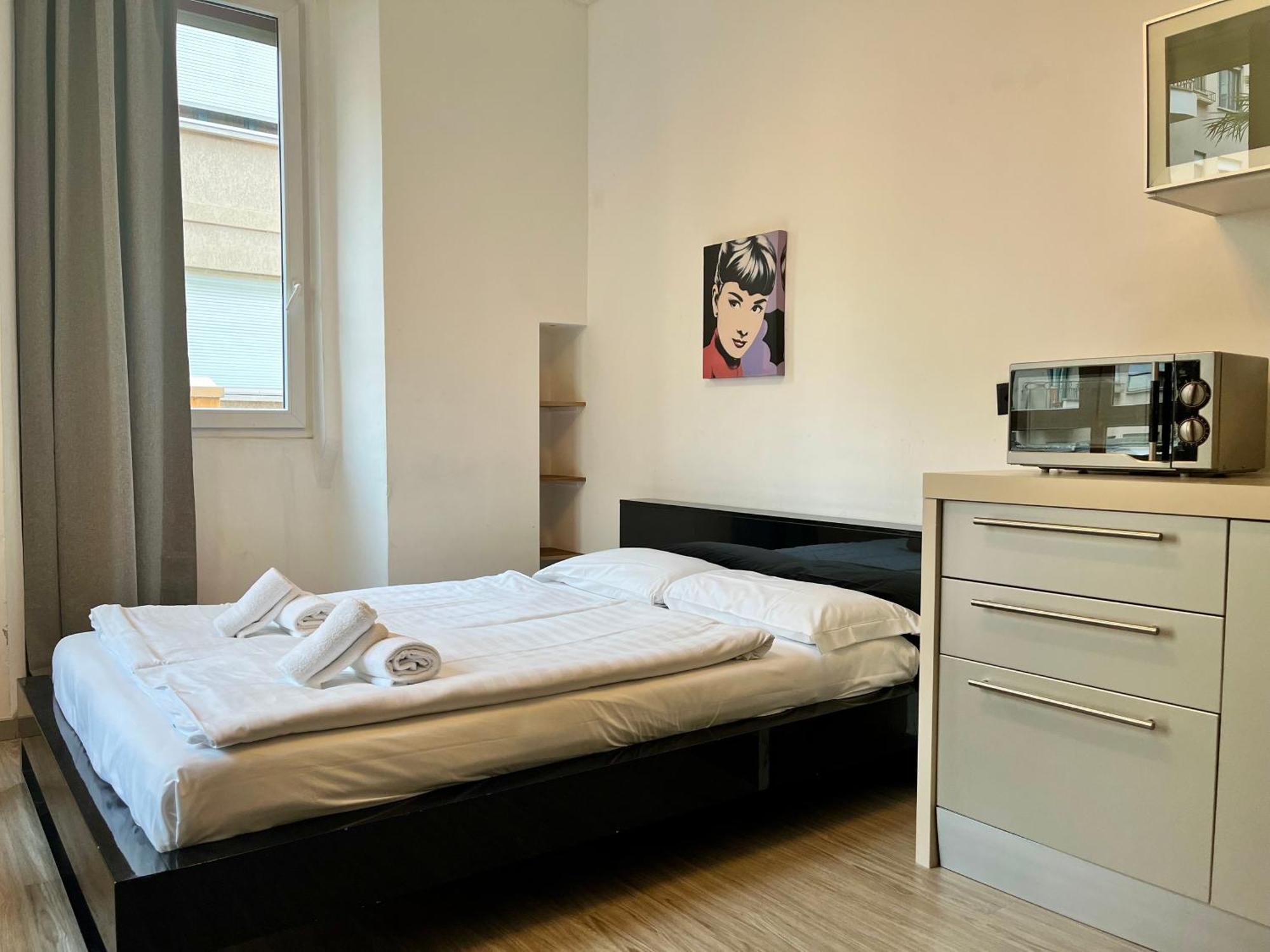 Guesthouse University By Lr - Self Check In Lugano Exterior foto