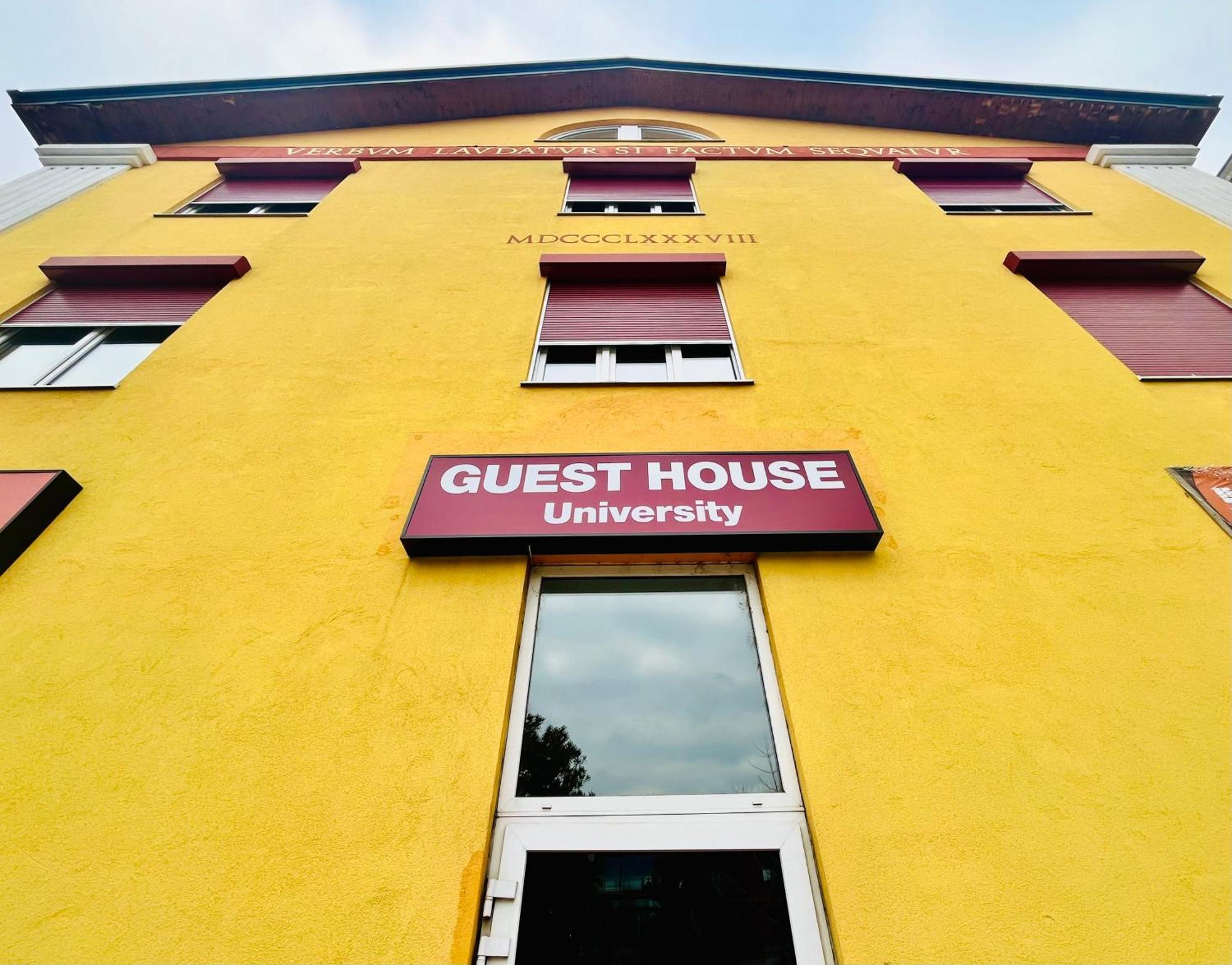 Guesthouse University By Lr - Self Check In Lugano Exterior foto